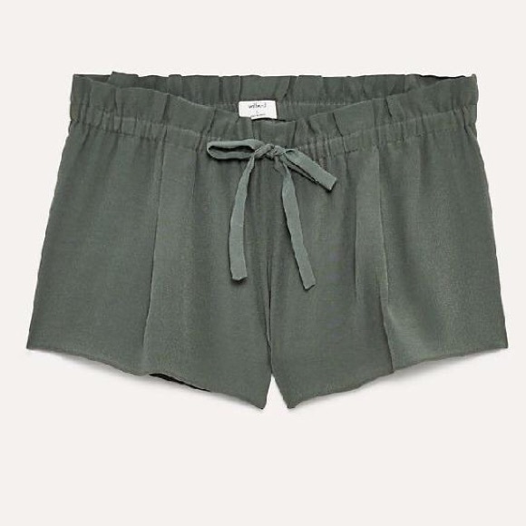 Aritzia Pants - Aritzia Wilfred Montrouge Shorts in Sagesse